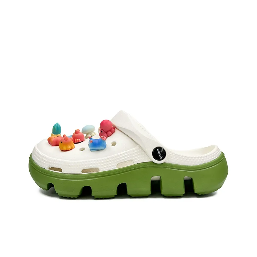OUBT Underwater Fish Team Theme Cute Closed Toe Clogs Women's White Green