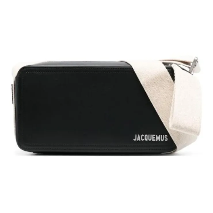 Jacquemus Le Cuerda Horizontal Logo Plaque Messenger Bag