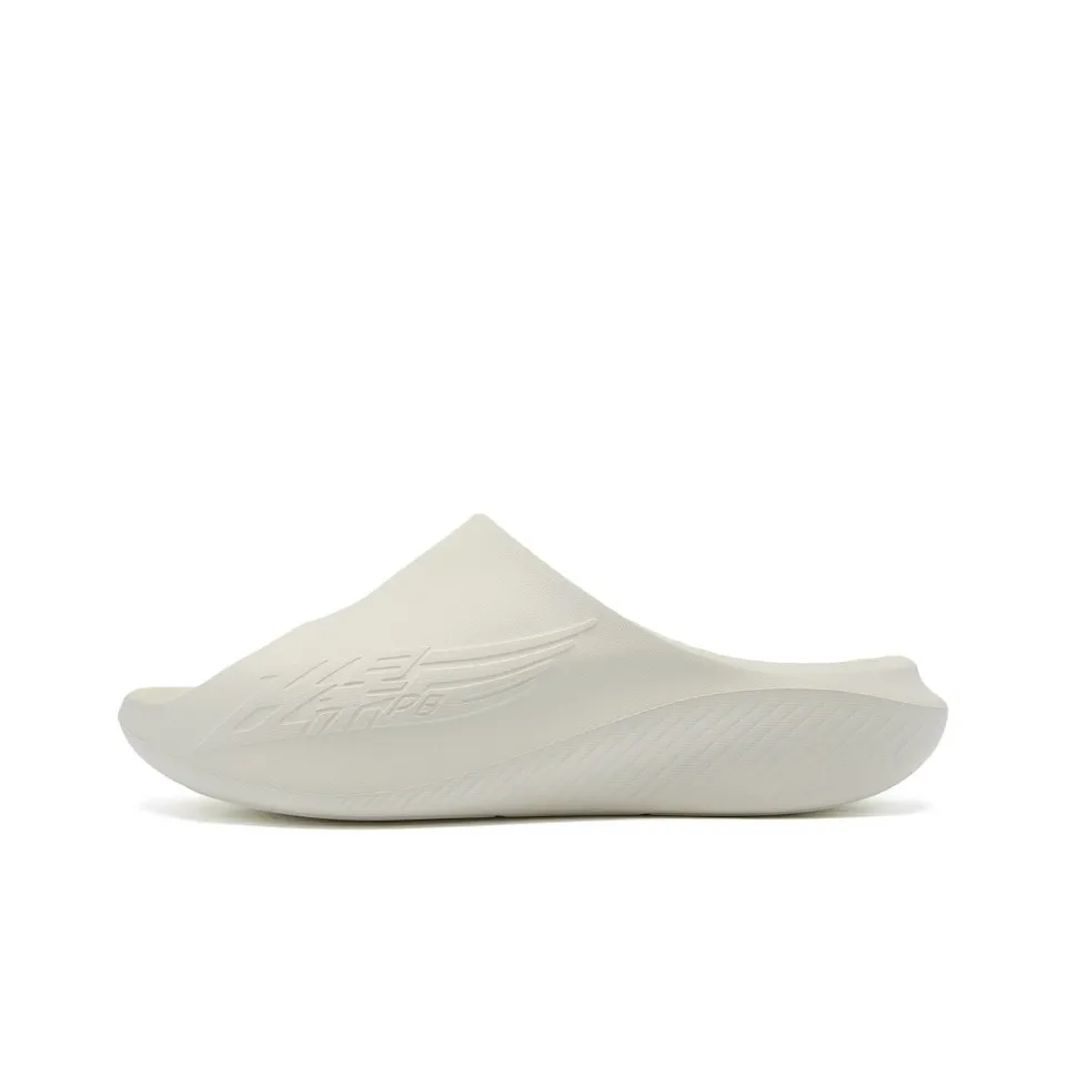 QIAODAN Flying Shadow Slippers 2.0 EVA Cut-Out Slip-Resistant Abrasion-Resistant Slide Slippers Men's Crescent White