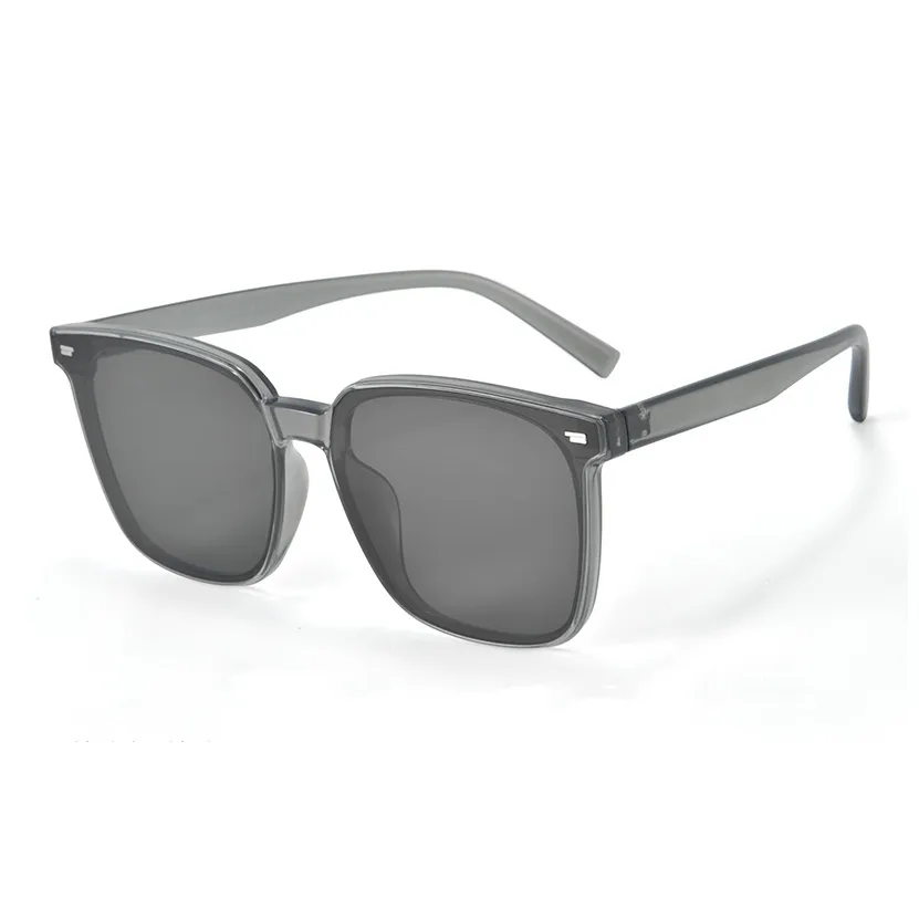 Cornstone TR Памятный пластик Квадратные Солнцезащитные очки Женские