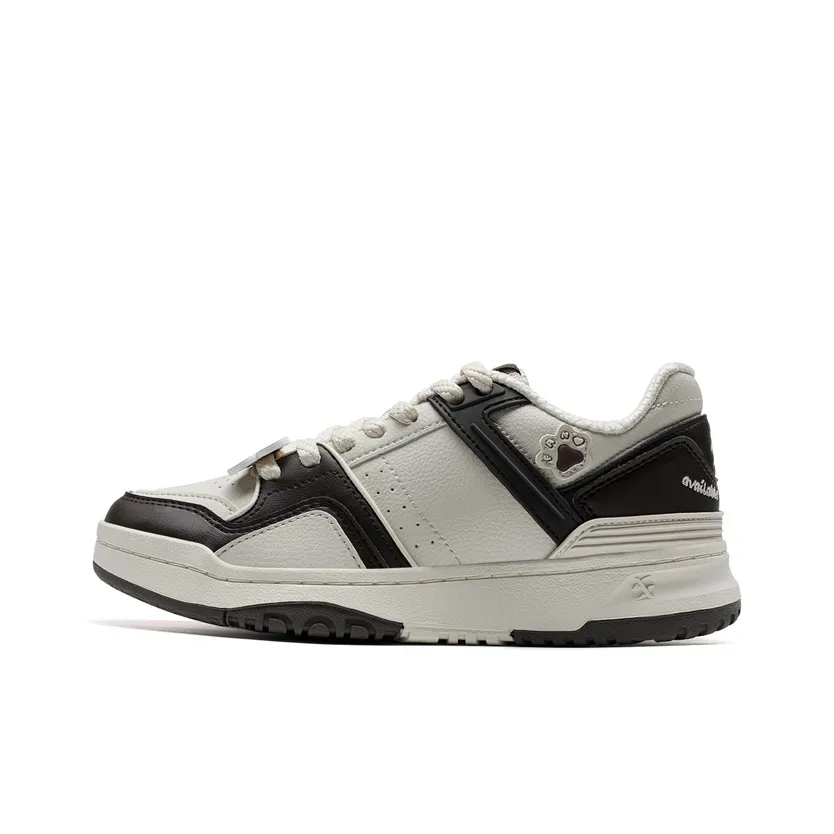 XTEP Fan Chengcheng Designed Low-Top Skateboard Shoes Women's White Brown