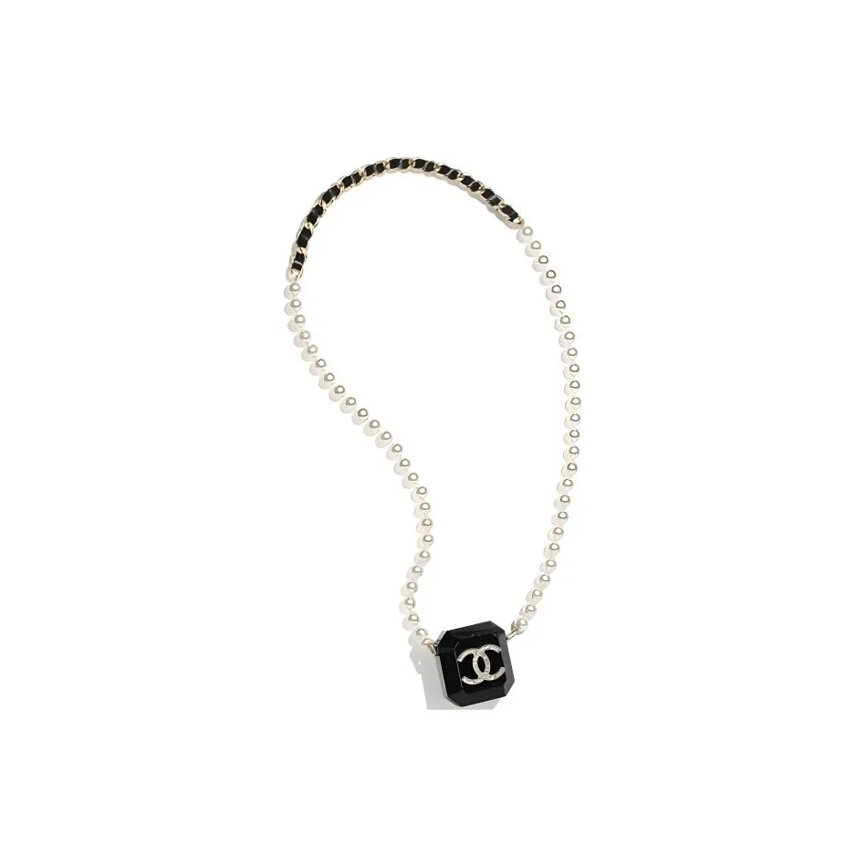 CHANEL Lambskin AirPods Headphone Necklace Pouch Earphone Case Women's Black