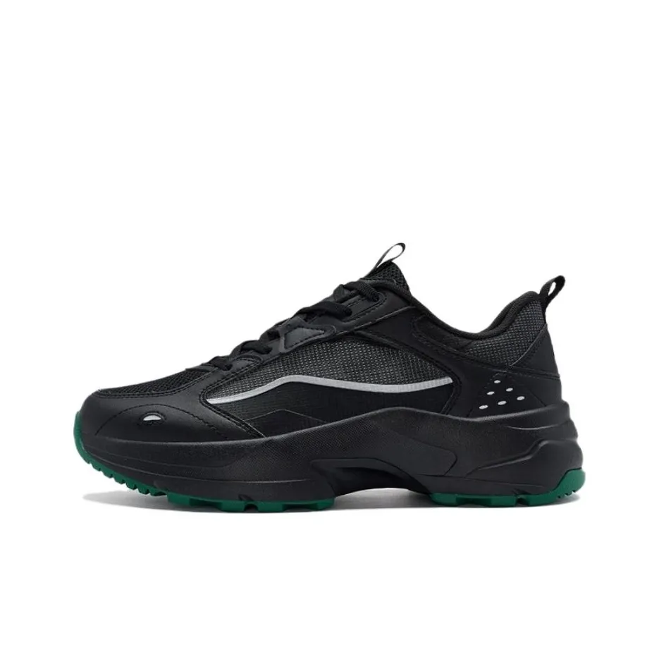 XTEP Moonstar 2.0 Breathable Lightweight Low Top Casual Shoes Women's Black
