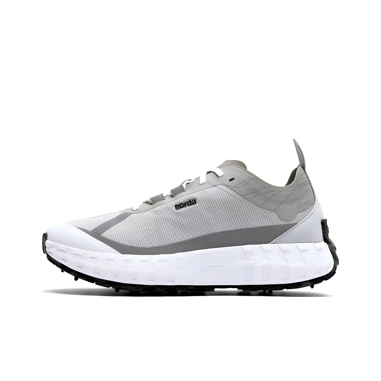 REIGNING CHAMP x NORDA 001 Slip Resistant Low Top Running Shoes Men's Gray