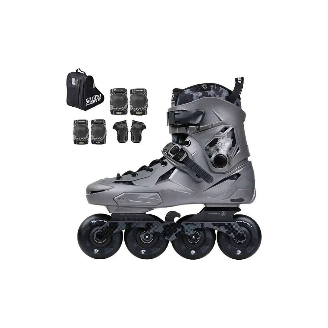 R Sneakers Black