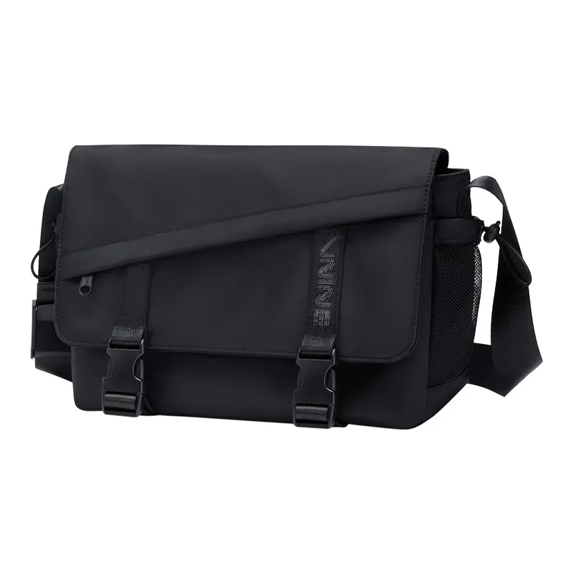 V.NINE Shoulder Bags