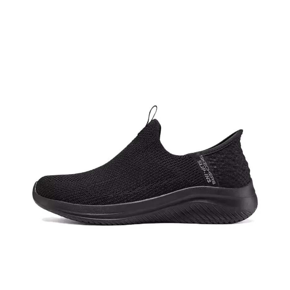 Skechers Ultra Flex 3.0 Low Top Casual Shoes Women's All Black