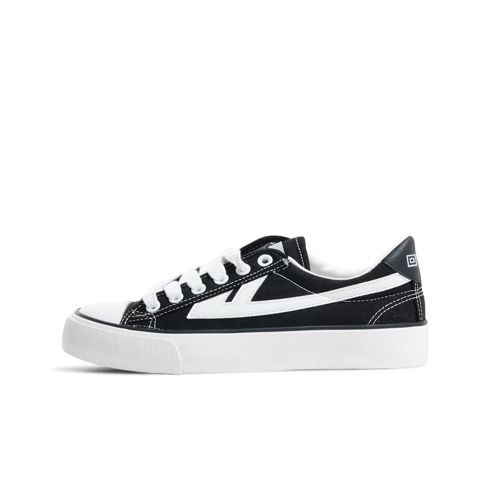 Warrior Low Top Sneakers Черный/Белый Унисекс
