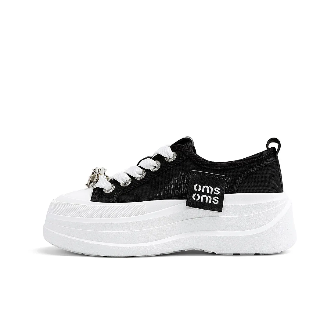 OMS Low Top Stylish Skateboarding Shoes Women's