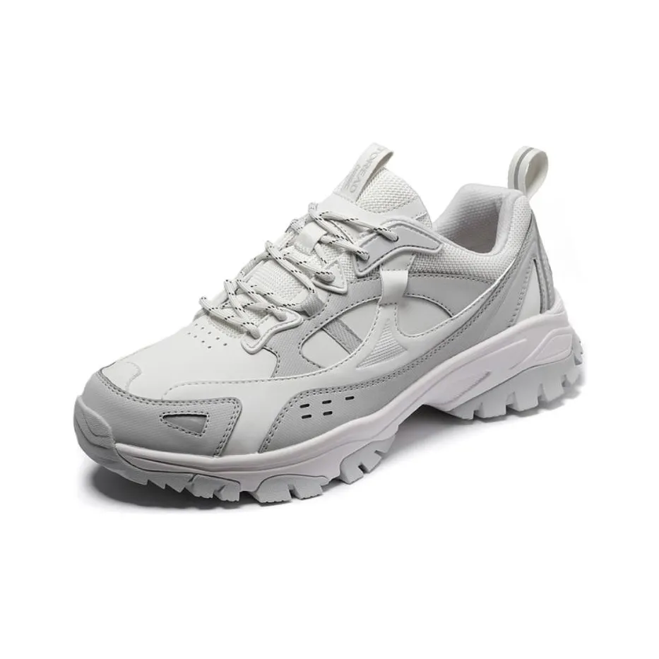 TOREAD Anti Slip Wear Resistant Low Top Hiking Shoes Women's Gray