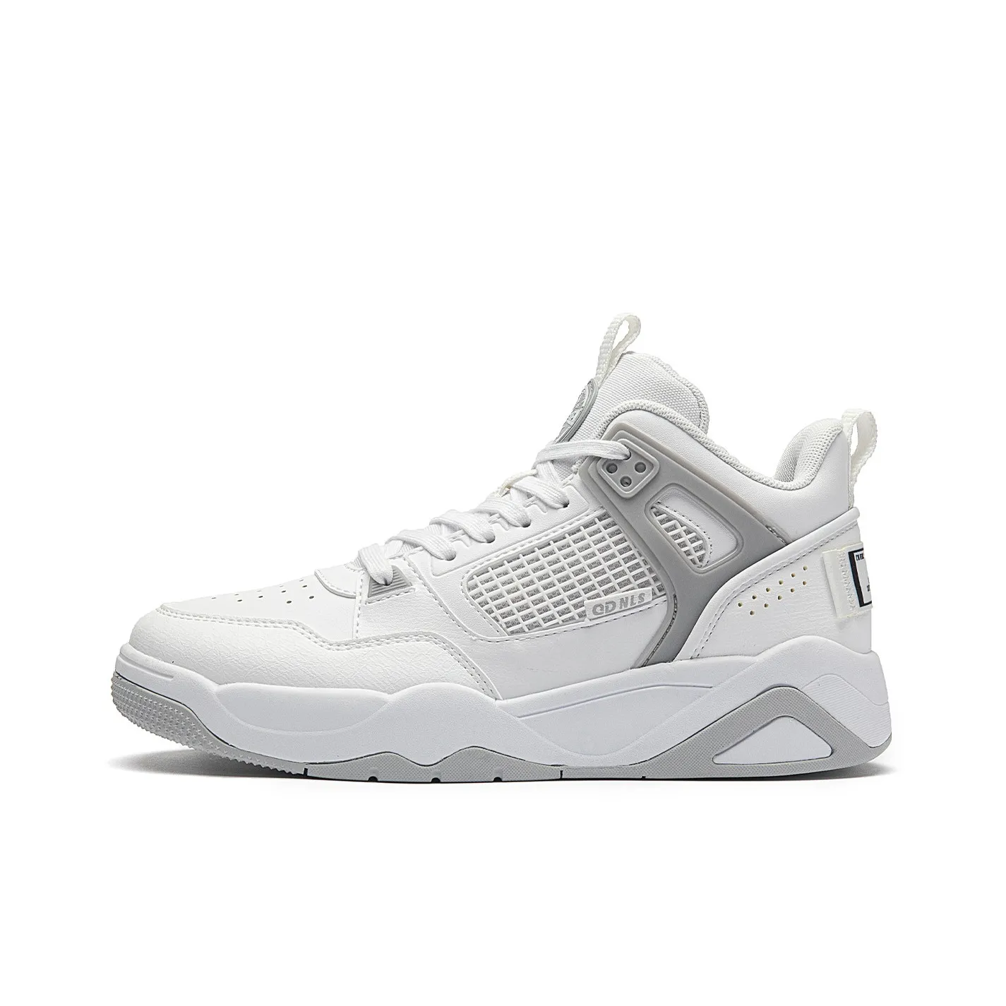 QIAODAN Q противоскользящие устойчивые к истиранию высокие топы скейтборд-кроссовки WOMEN'S JORDAN белый