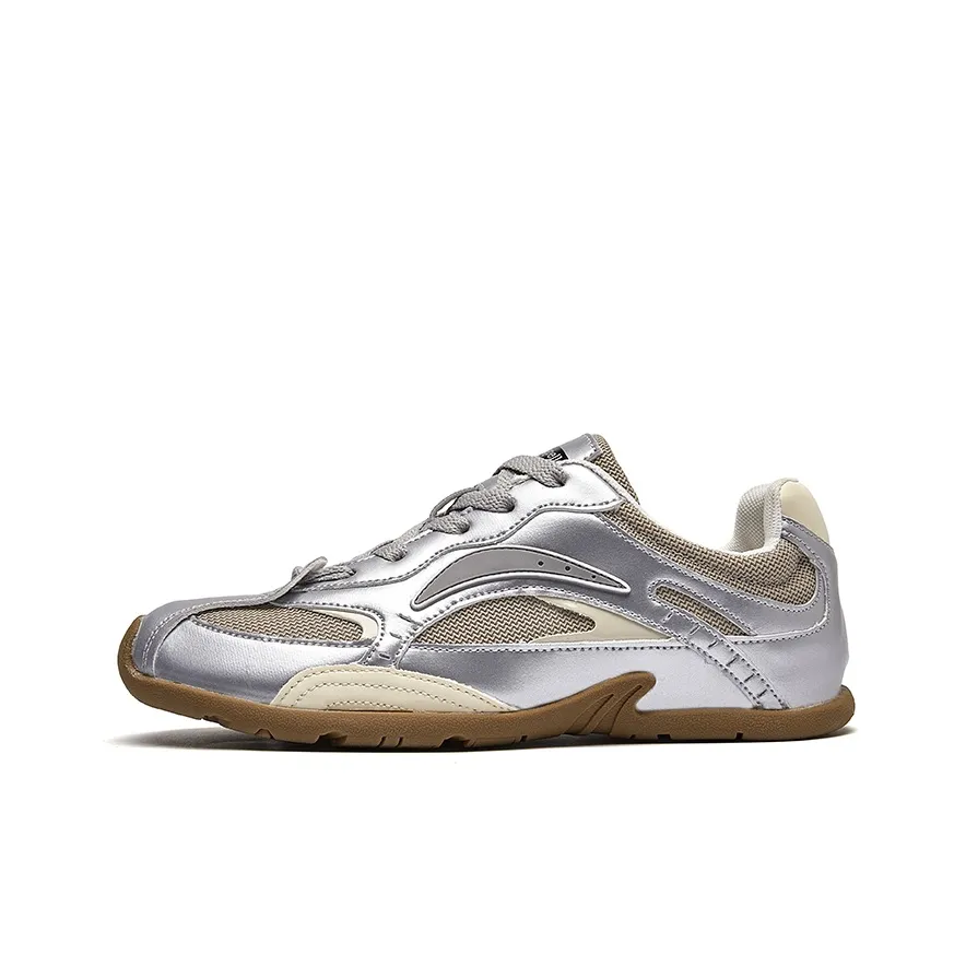 La Chapelle Lightweight And Breathable Low Top Skateboard Shoes Women's