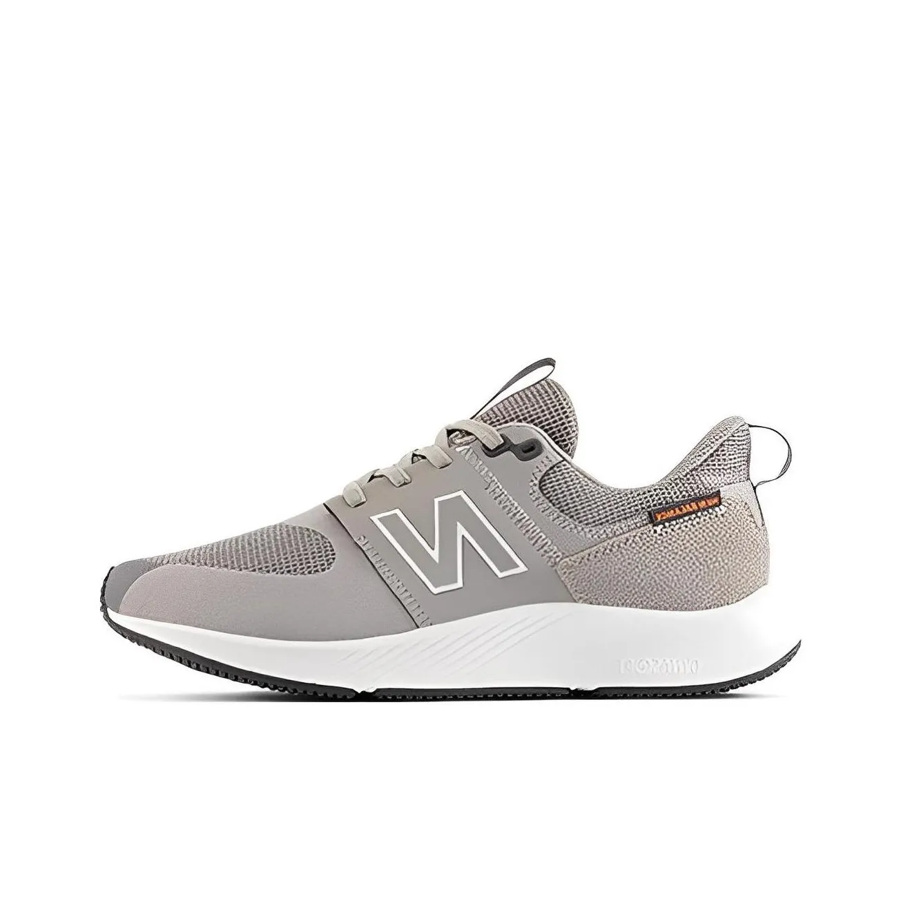 New Balance 900 V1