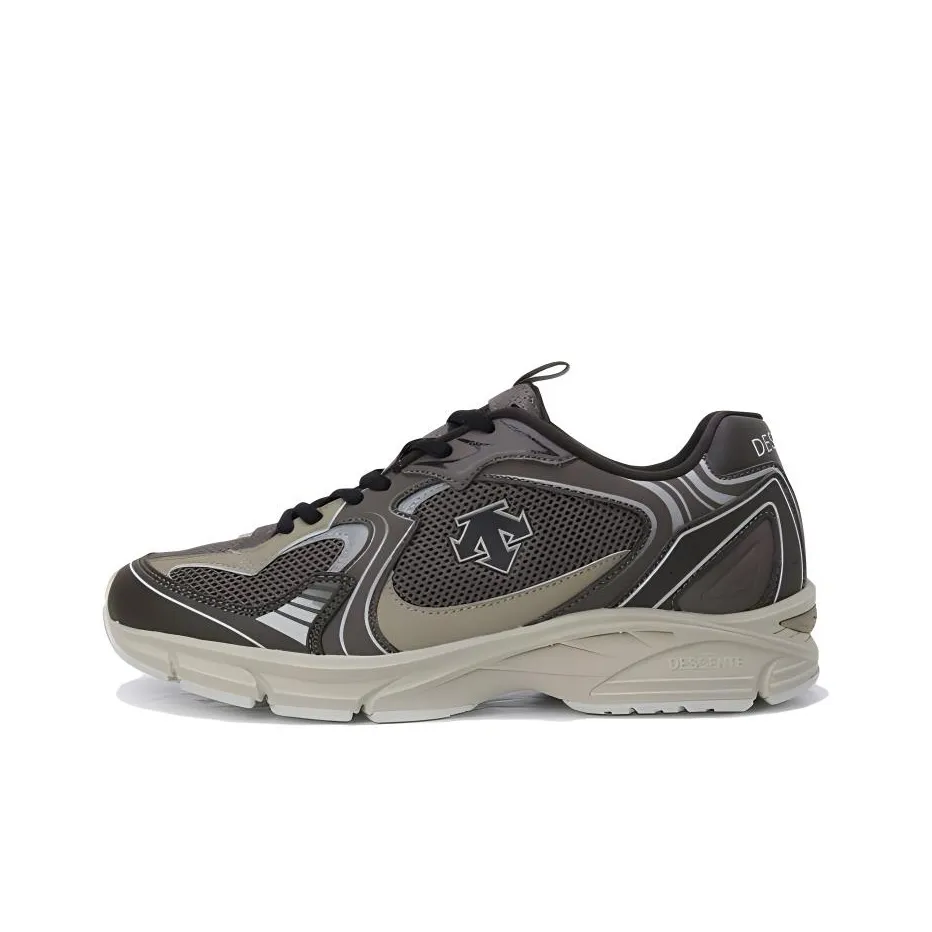DESCENTE RUNNING Abrasion Resistant Low Top Running Shoes Unisex Brown