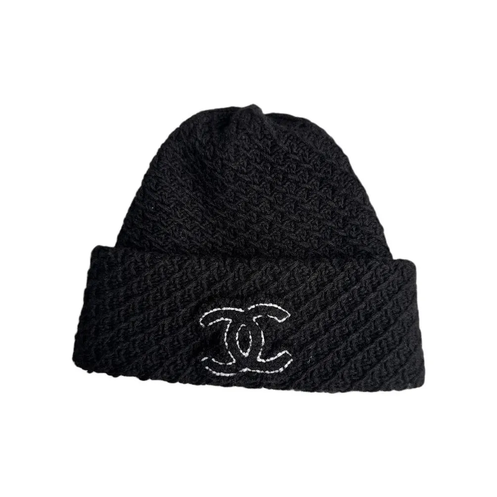 CHANEL Cashmere Beanies Women's Black
