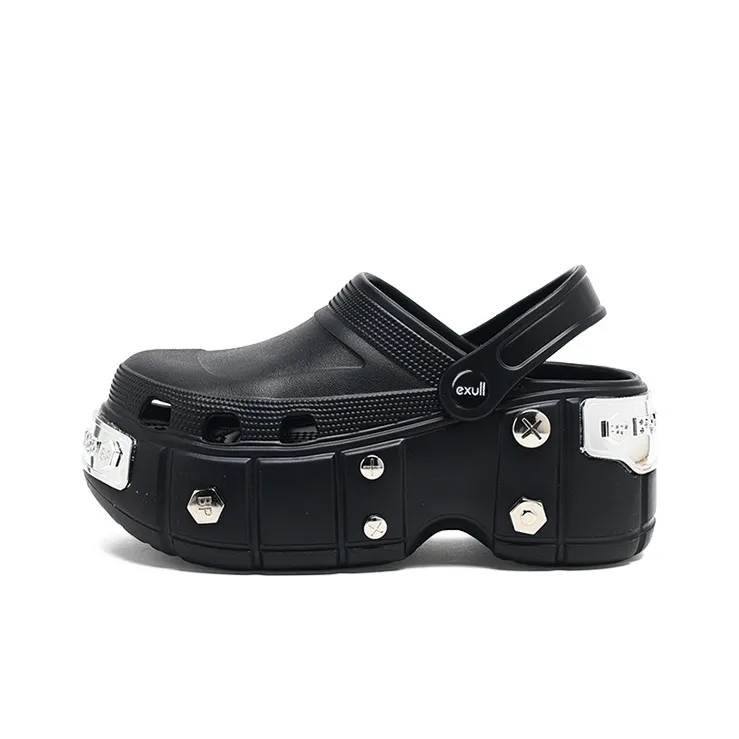 EXULL Q Clogs Women's Black Silver