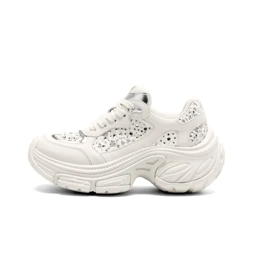 JOOC Толстоподошвенные кроссовки Low Top Milkshake белый Женские