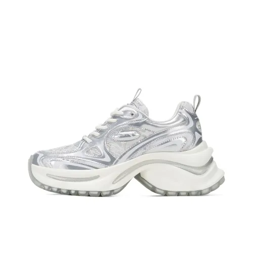 GG CC Толстоподошвенные кроссовки Low Top Женские