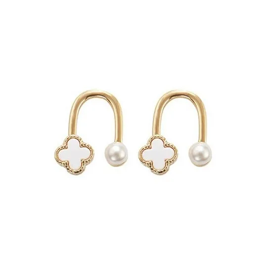 CARAT'S DIARY Shell Pearl Earrings Women's