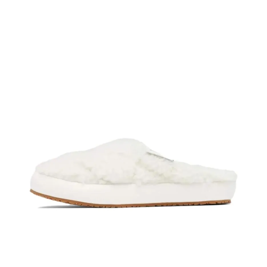 Columbia Cozy Cabin Slip Resistant Thermal Low Top Outdoor Shoes Women's White