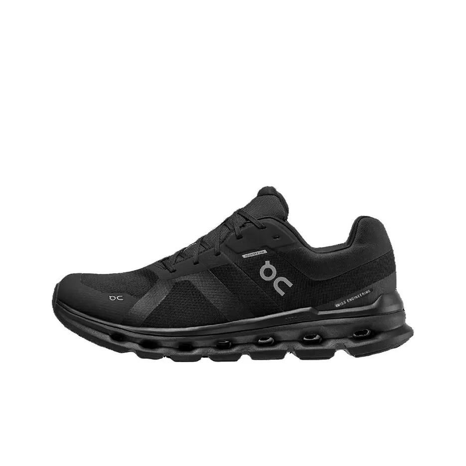 On Cloudrunner 'Black'