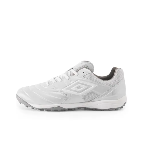 Umbro Футбольные бутсы Низкие Белые Мужские