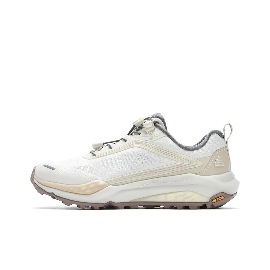 FILA Устойчивая к истиранию низкая уличная обувь для женщин молочно-белый закатно-желтый