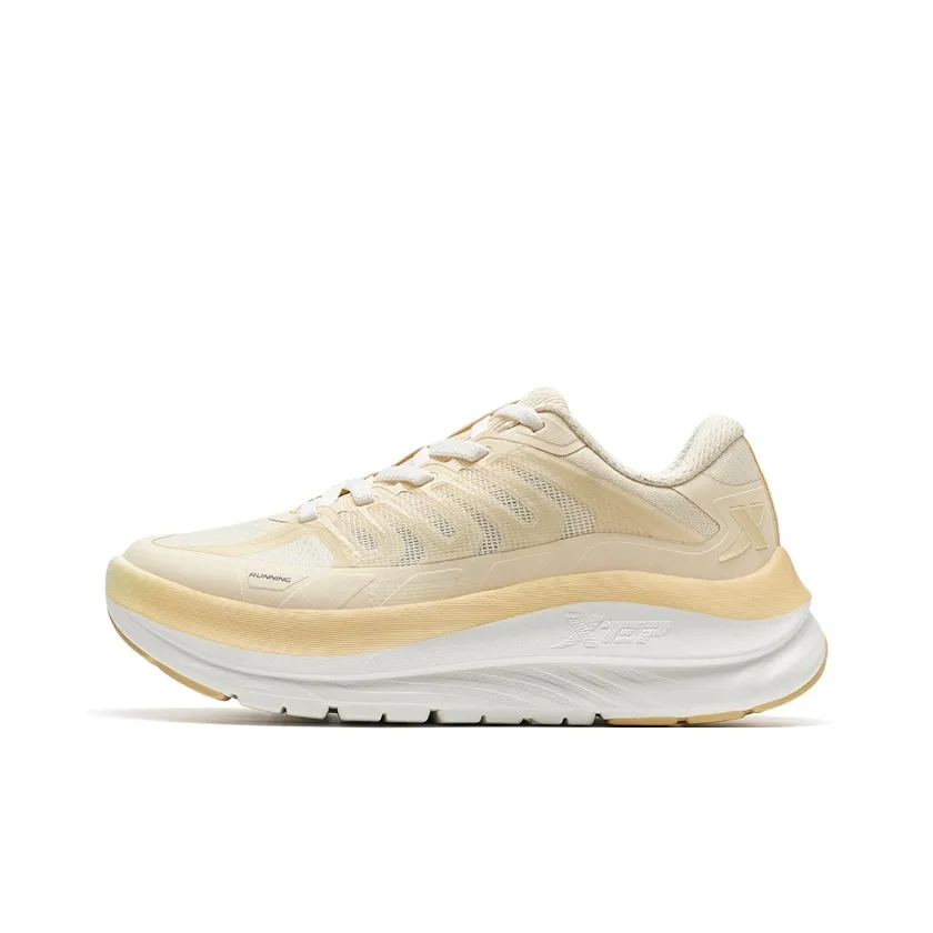 XTEP Abrasion Resistant Coverage Force Low Top Running Shoes Women's Almond Yellow