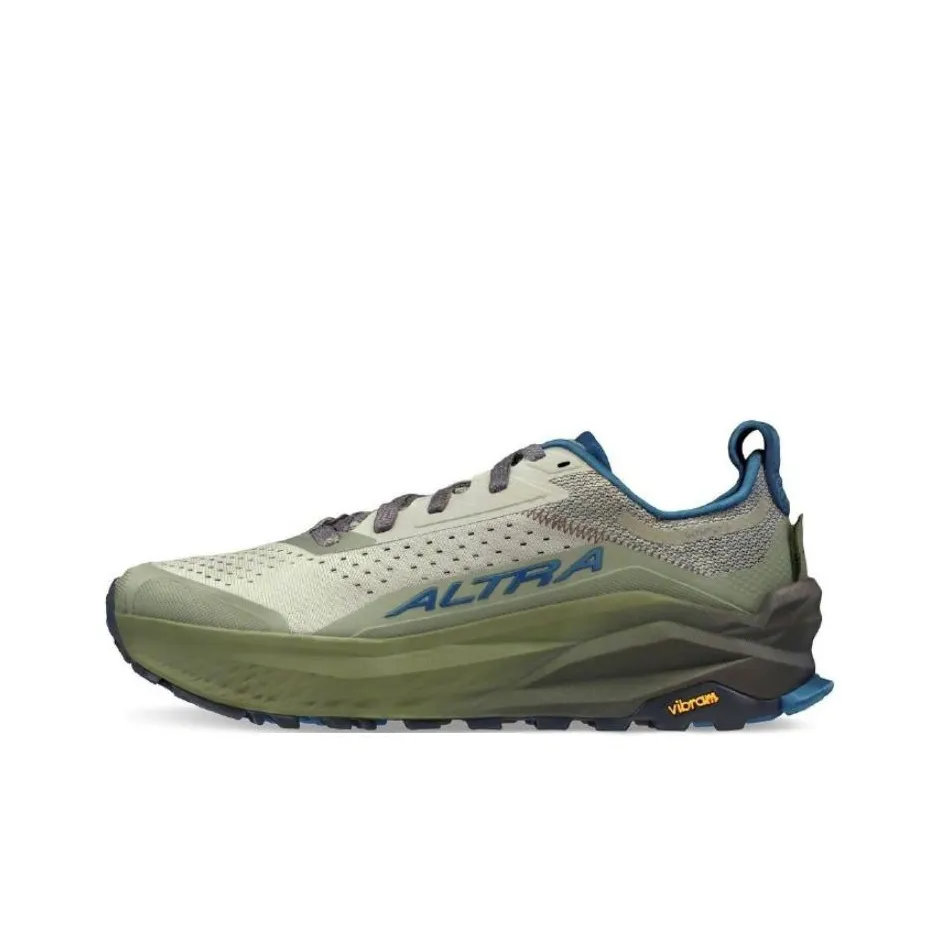 Tokyos mita sneakers and Reebok Classics have teamed up to give the