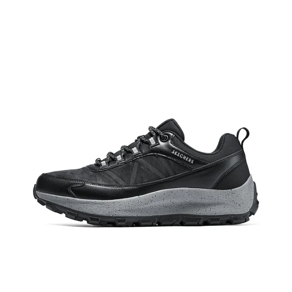 Skechers OUTDOOR Low Top Running Shoes Men's Black