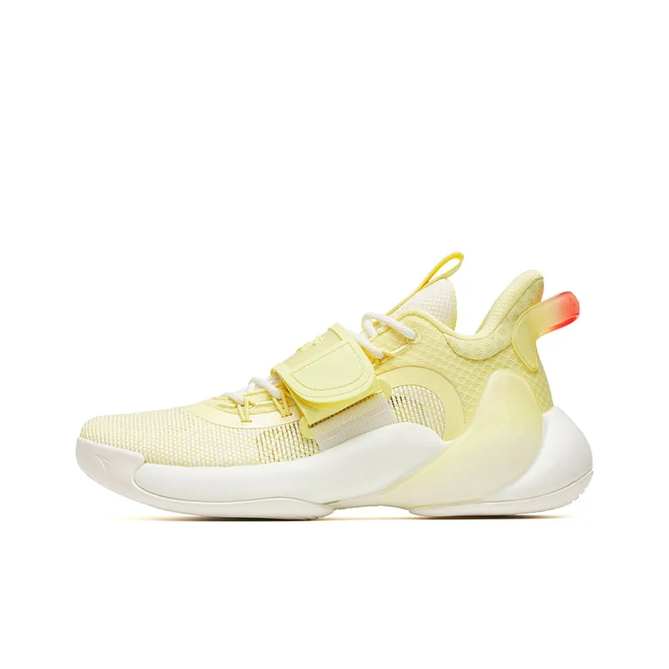 Anta Water Flower 3 Low Top Performance Basketball Shoes Men's Light Yellow