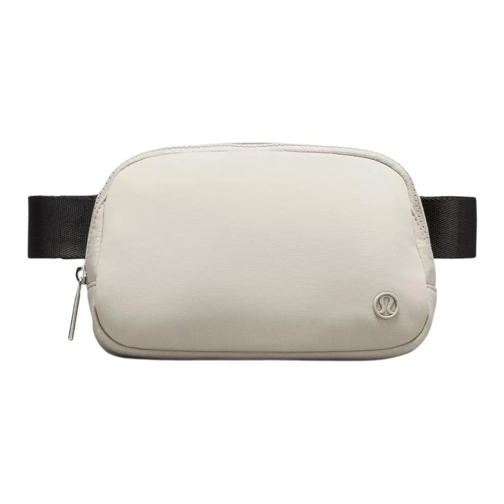 Lululemon Everywhere Nylon Shoulder Bag Crossbody Bag Fanny Pack Regular Unisex Linen & Black