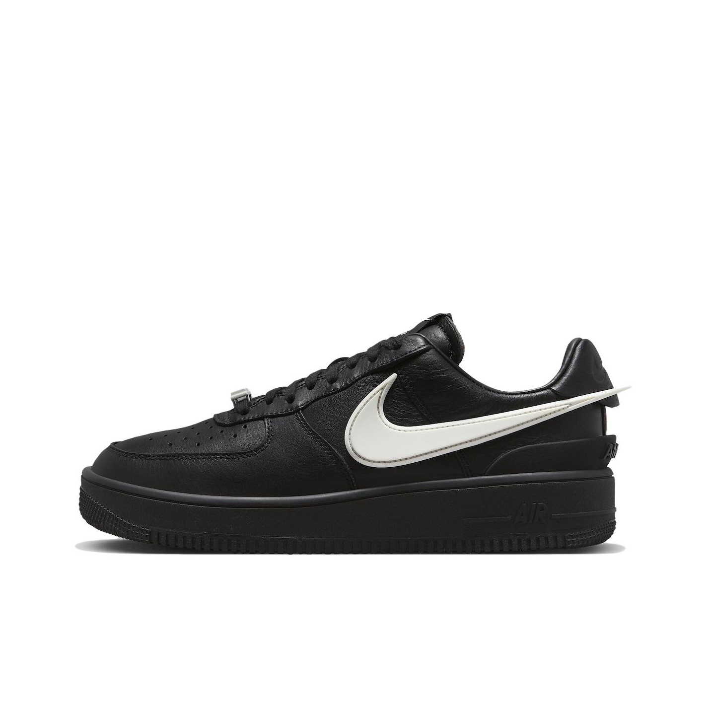 【ナイキ】Nike Air Force 1 Retro Seoul Black Sequoia 人気 ナイキエアフォース 1 ローに新色 “セコイア”が登場 | Hypebeast.JP