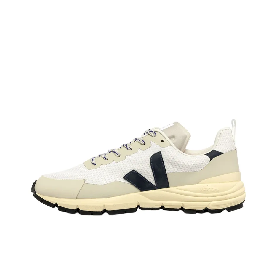 VEJA Dekkan Alveomesh Sneakers