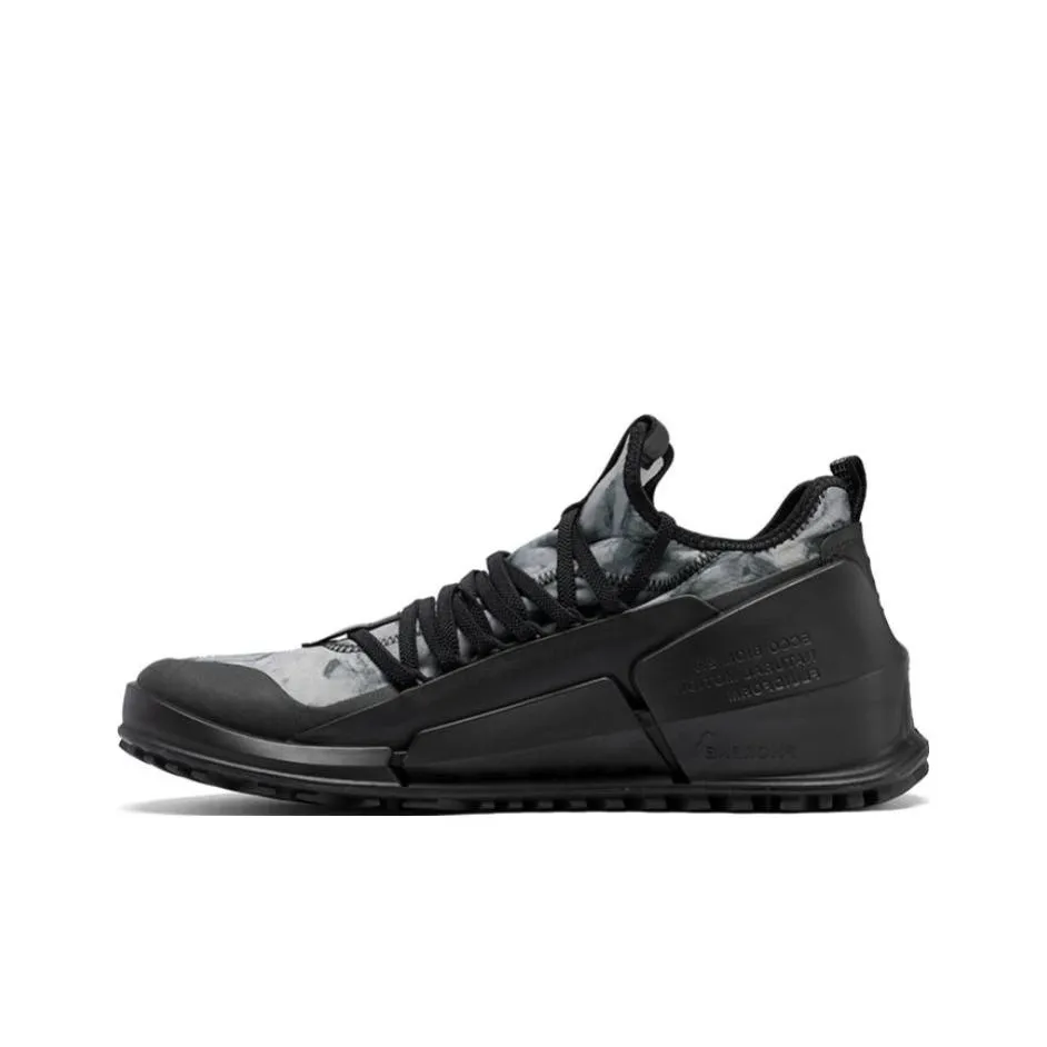 Ecco Striding 2.0 Series Breathable Low Top Sports Casual Shoes Men's Black Gray Color
