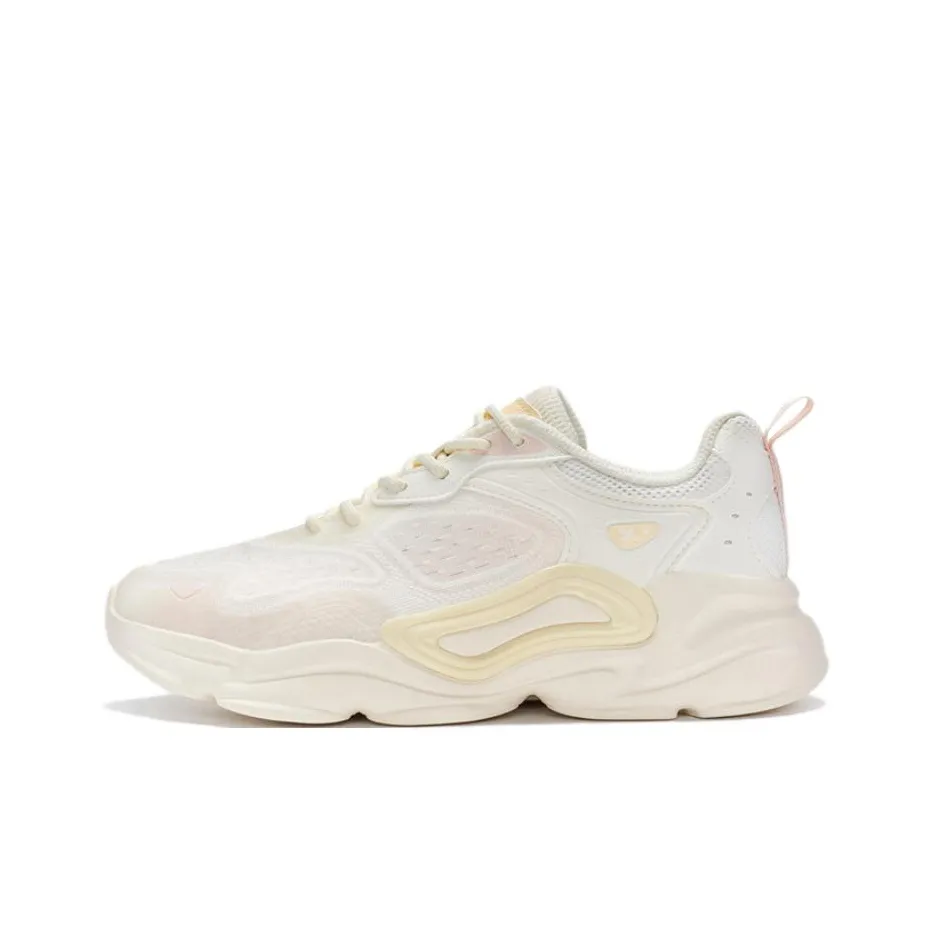 XTEP Nomadic Slip-Resistant Abrasion-Resistant Lightweight Low-Top Спортивная Повседневная Обувь Женская Белая Розовая