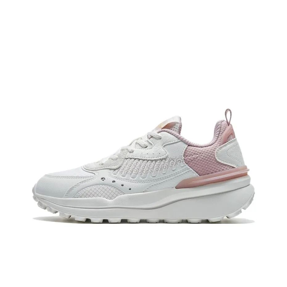 XTEP Vintage 80 Anti-Slip And Wear-Resistant Breathable Low-Top Sports Casual Shoes Women's White Pink