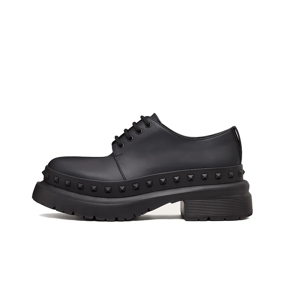 Valentino Garavani M Way Rockstud Round Toe Derby Shoes