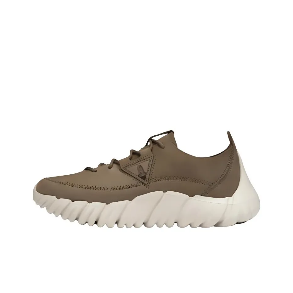 Clarks Амортизация Низкий Топ Casual Мужской Светлый Умбра