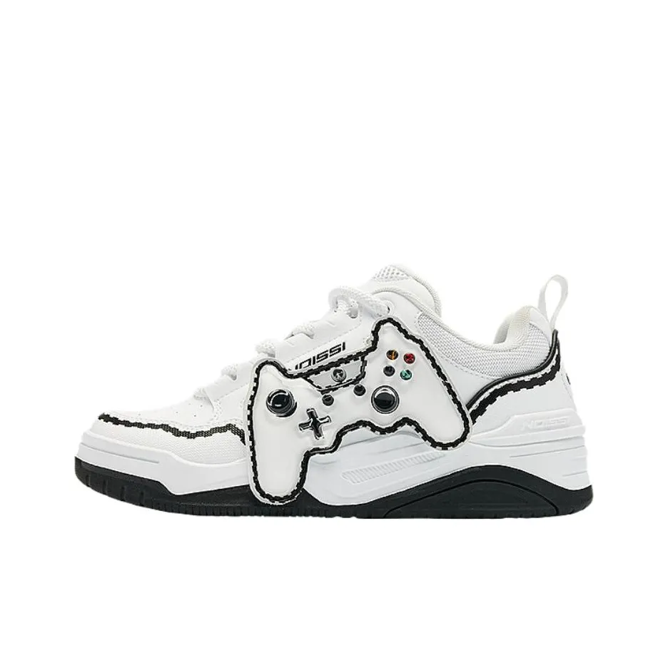 QIAODAN Qicheng V2 Slip-resistant Abrasion-resistant Low Top Skateboard Shoes Men's White Black QIAODAN Qicheng V2 Противоскользящие Износостойкие Низкие Кроссовки для скейтбординга Мужские Белый Черный