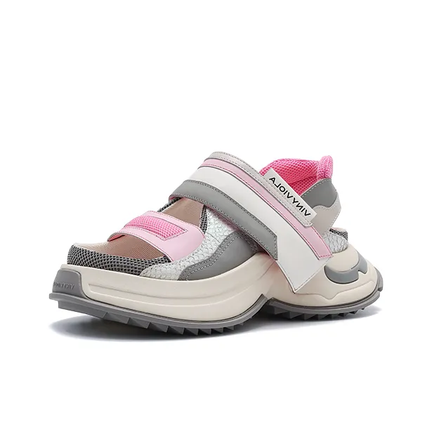 VINYVIOLA Пляжные сандалии Женские