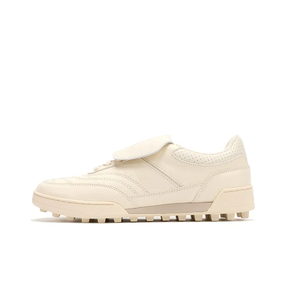 FOOT INDUSTRY Foot Industry Soccer Skateboard Shoes Unisex Antique White Color