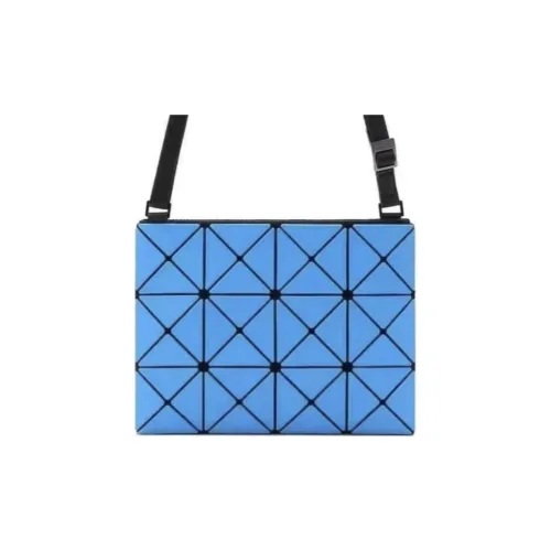 ISSEY MIYAKE Сумки через плечо Унисекс