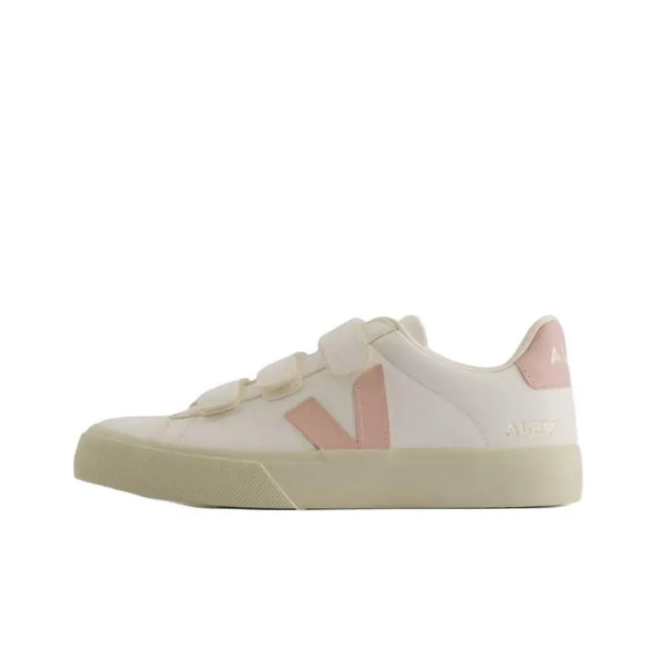 VEJA Recife Sneakers Women's