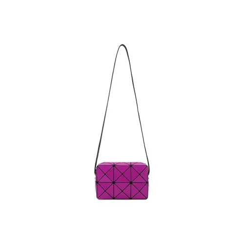 ISSEY MIYAKE Сумки через плечо Унисекс