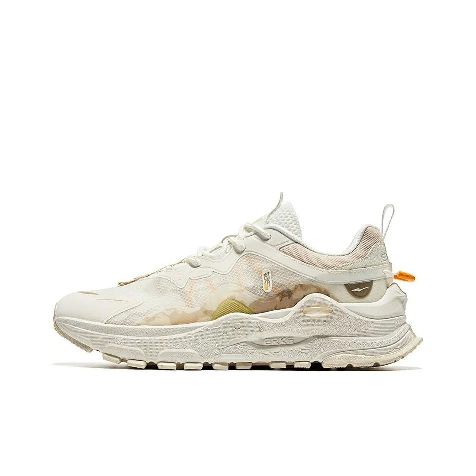 Erke Morning Mist Evening Mist Anti-Slip Wear-Resistant Low-Top Sports Casual Shoes White Brown