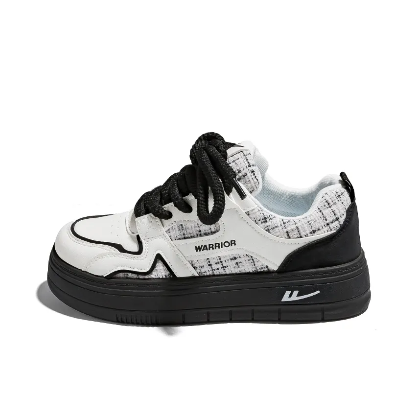 Warrior Non-slip Lightweight Low-Top Skateboard Shoes Women's White Black