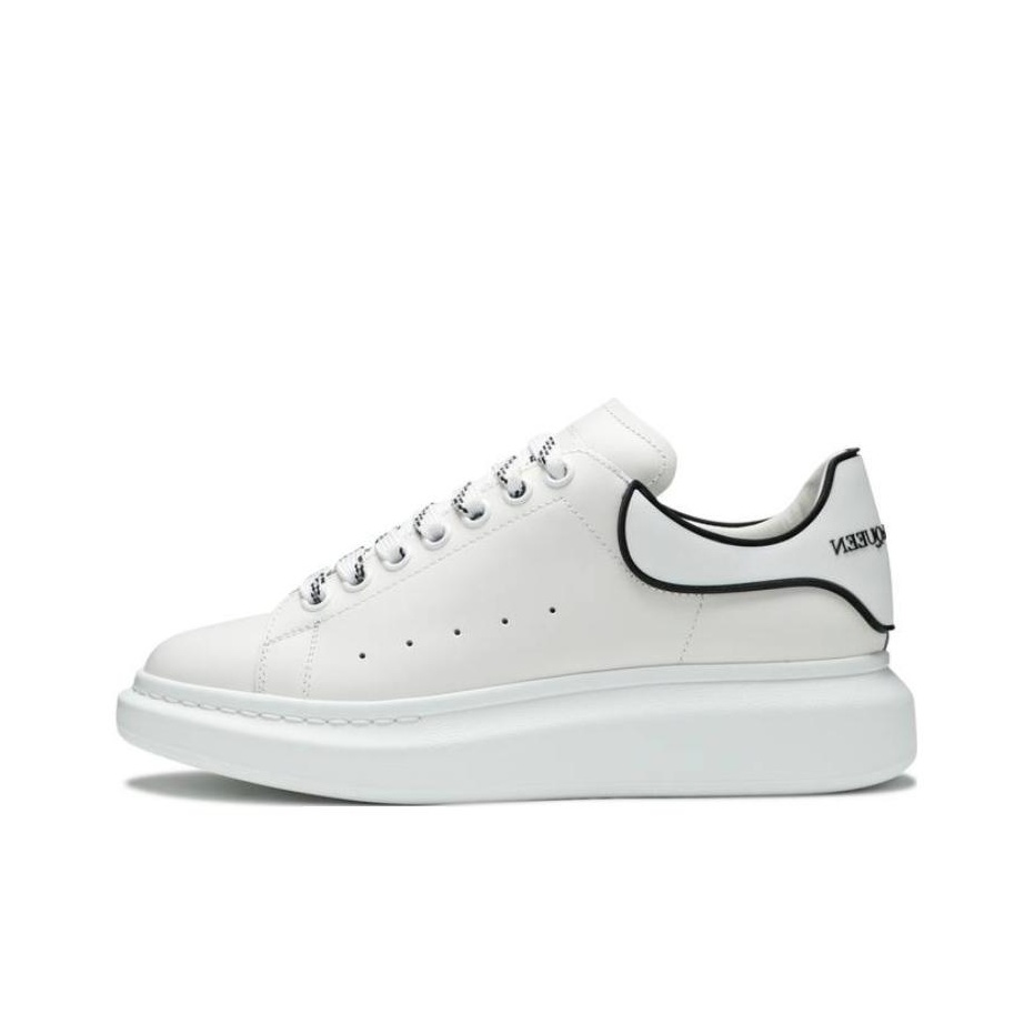 Alexander mcqueen oversized sneaker outfit deals