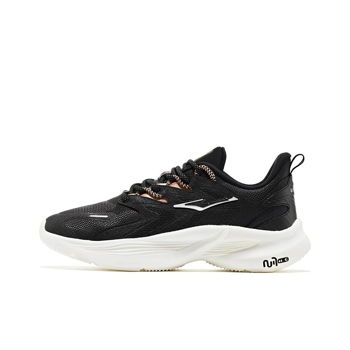 Erke Nebula Shock Absorbers Slip Resistant Abrasion Resistant Low Top Running Shoes Women's Black Gold