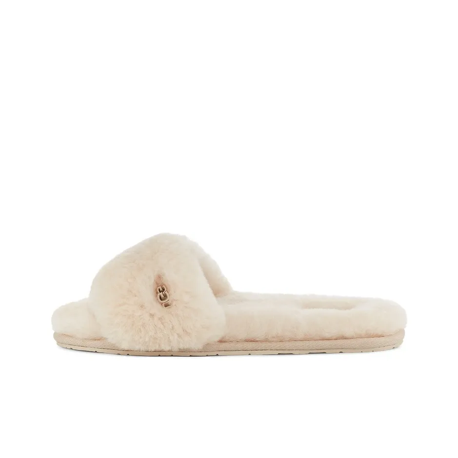 UGG Stylish Sandals Women's Natural White